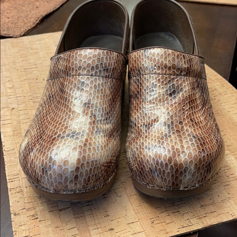 Sanita clog size 40